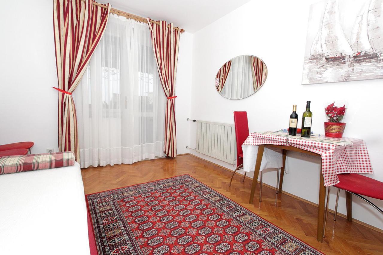 Apartment Perica ดูบรอฟนิก ภายนอก รูปภาพ